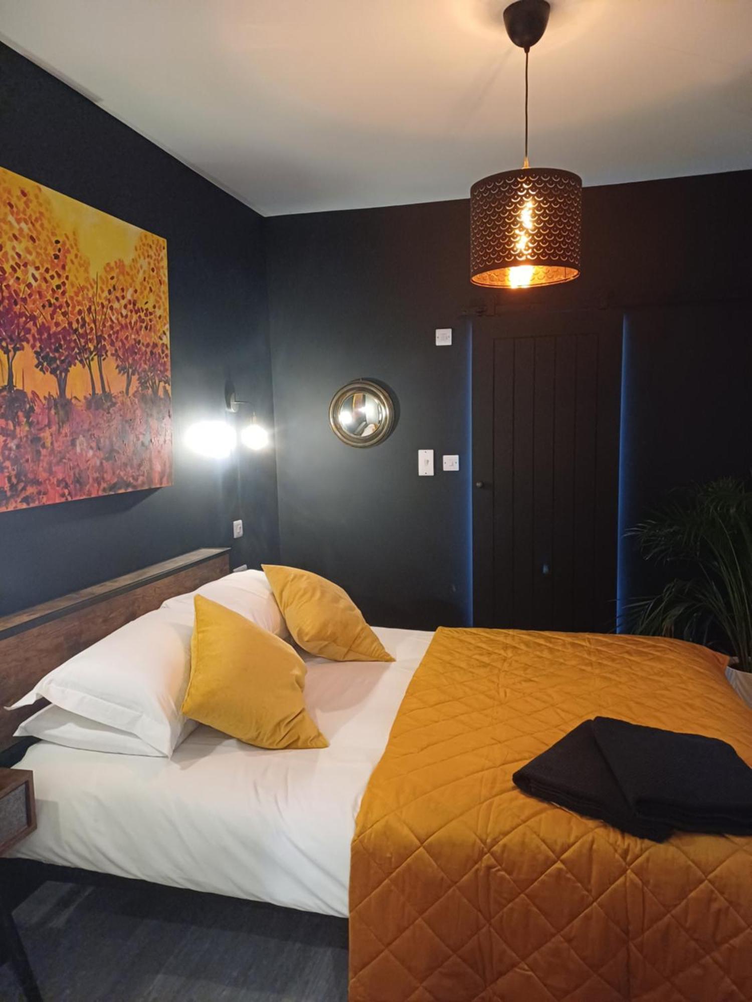 Crescent House Hotel Plymouth Room photo